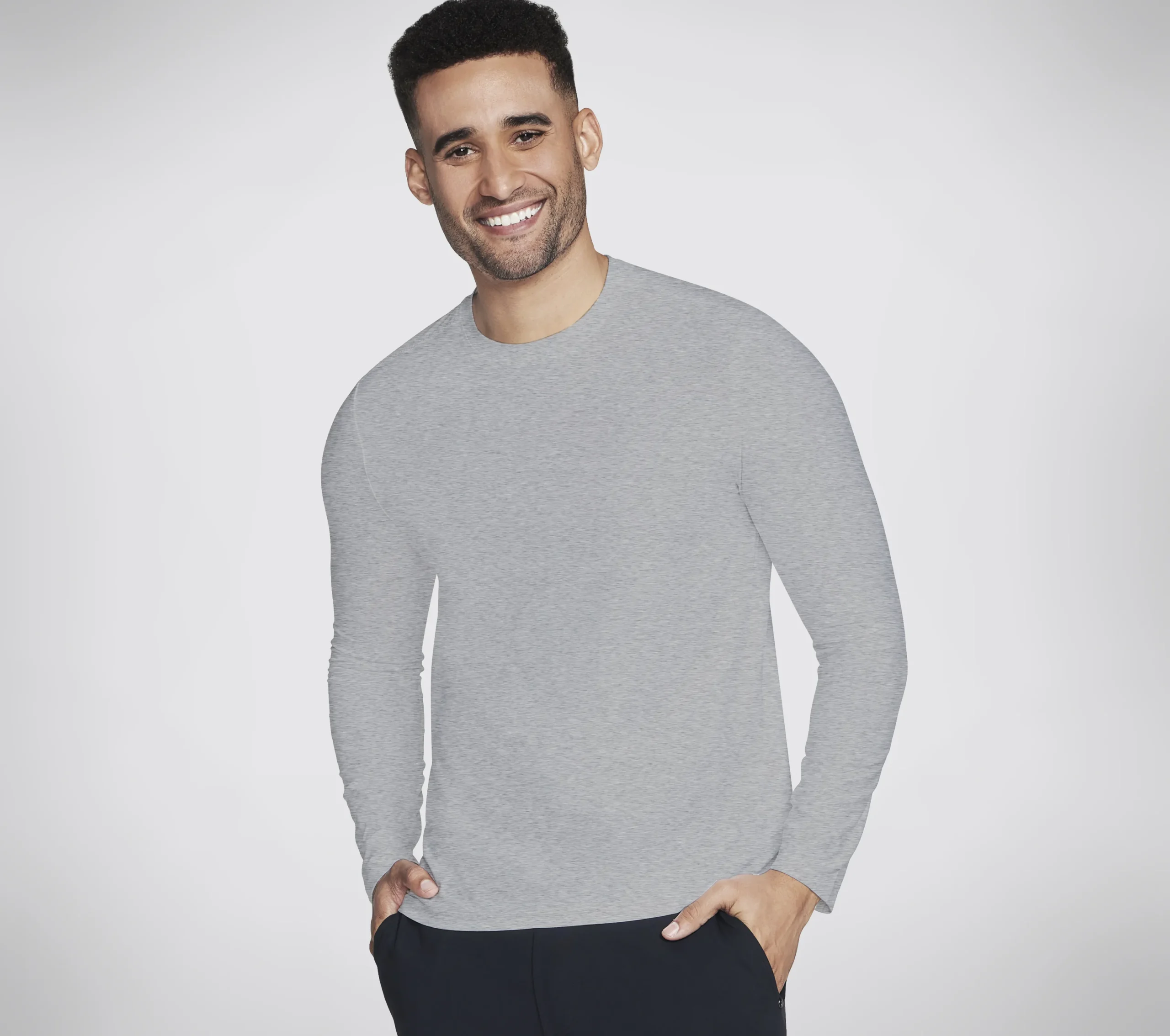 SKECHERS GO DRI All Day Long Sleeve Tee>Hombre Partes De Arriba|Partes De Arriba