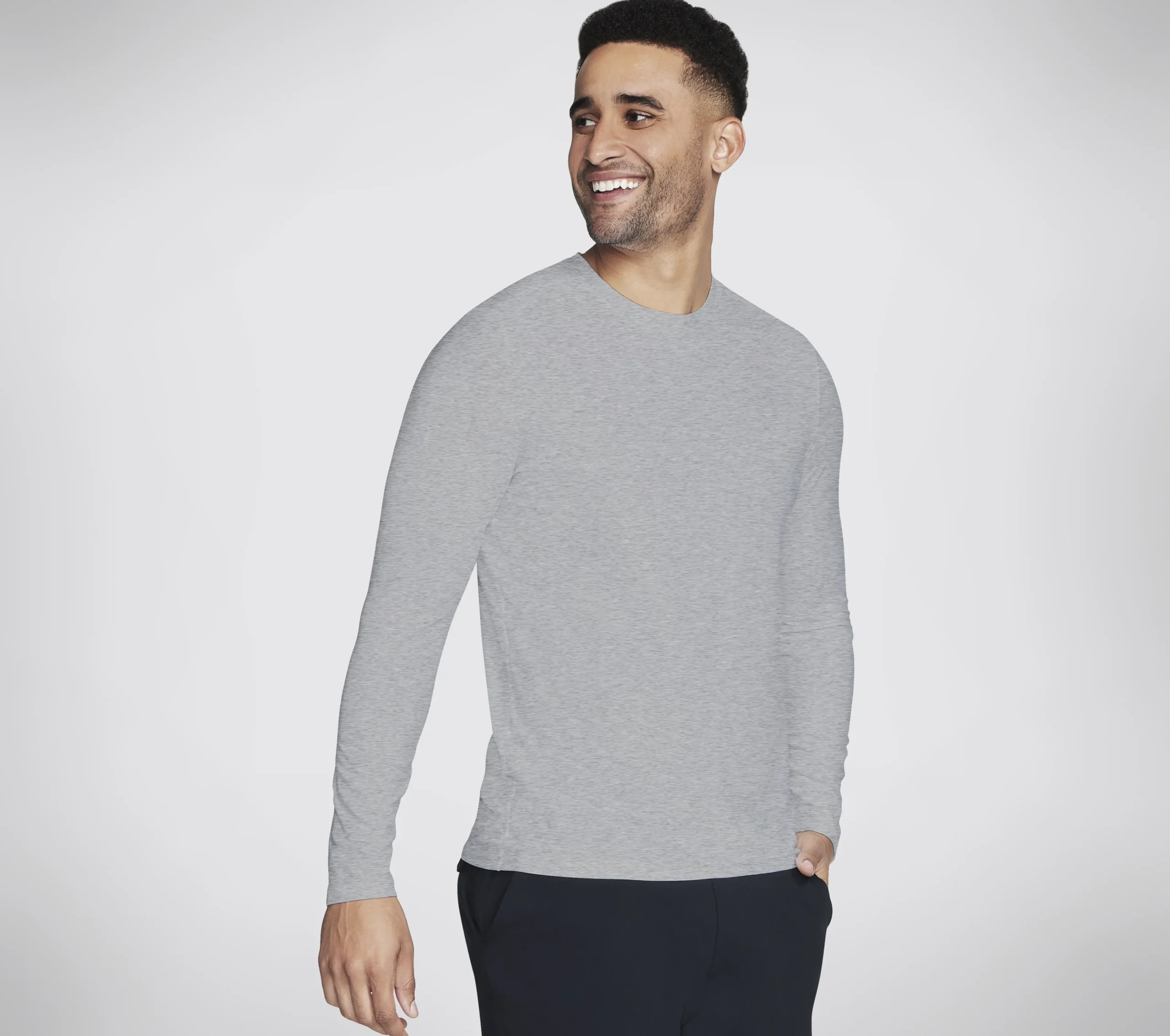SKECHERS GO DRI All Day Long Sleeve Tee>Hombre Partes De Arriba|Partes De Arriba