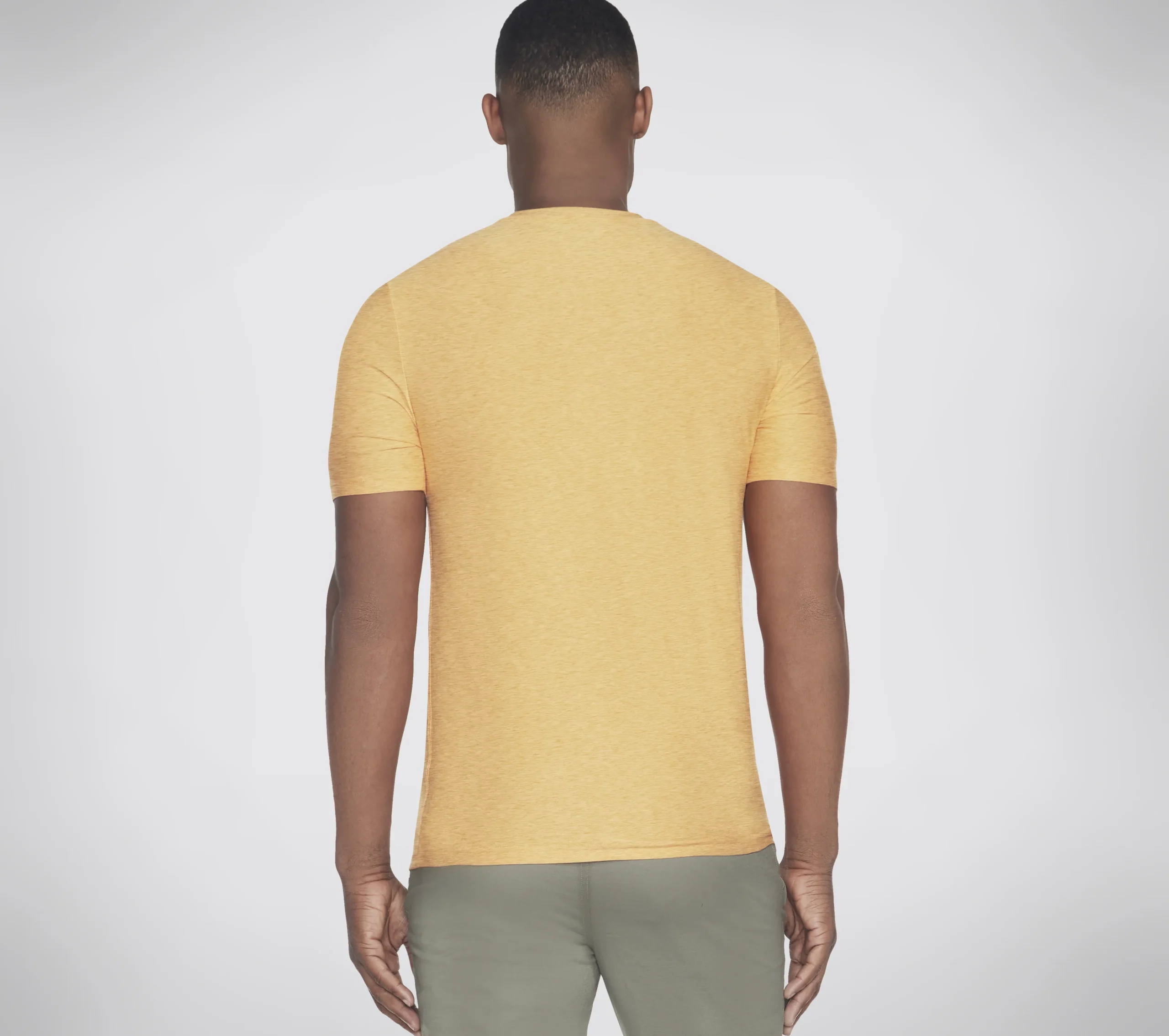 SKECHERS GO DRI All Day Tee>Hombre Partes De Arriba|Partes De Arriba