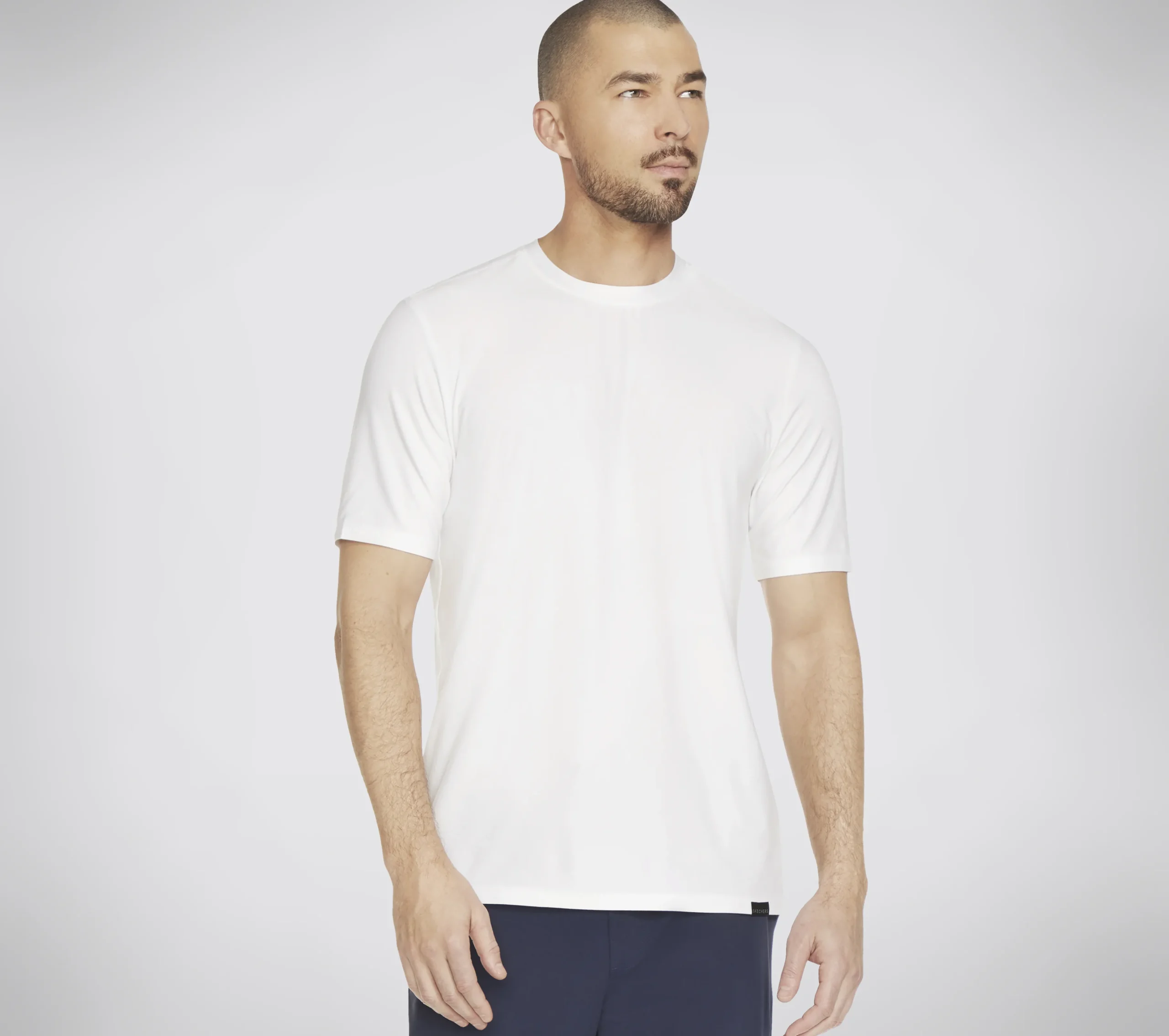 SKECHERS GO DRI All Day Tee>Hombre Partes De Arriba|Partes De Arriba