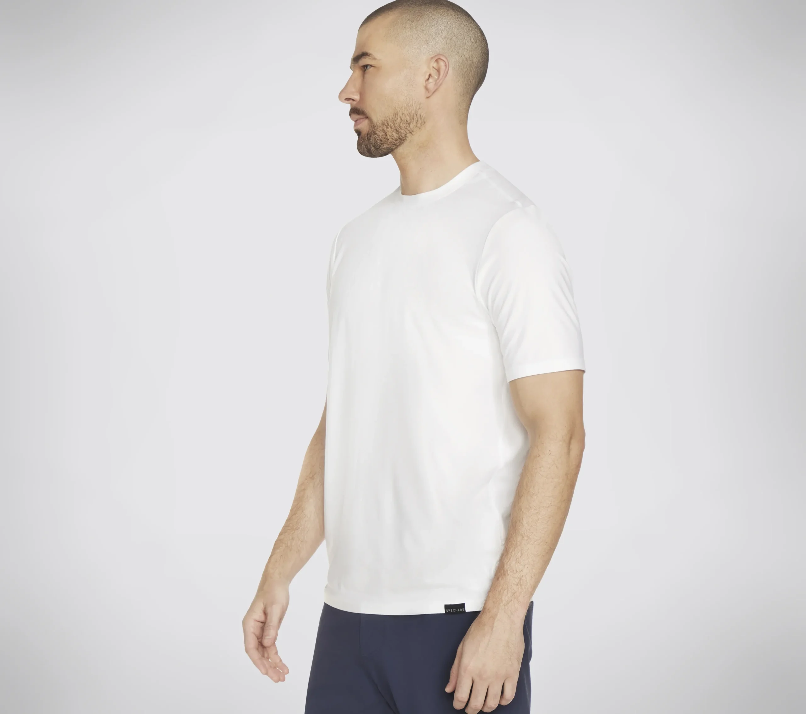 SKECHERS GO DRI All Day Tee>Hombre Partes De Arriba|Partes De Arriba