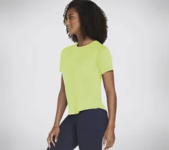SKECHERS GO DRI SWIFT Tee><noscript><img width=