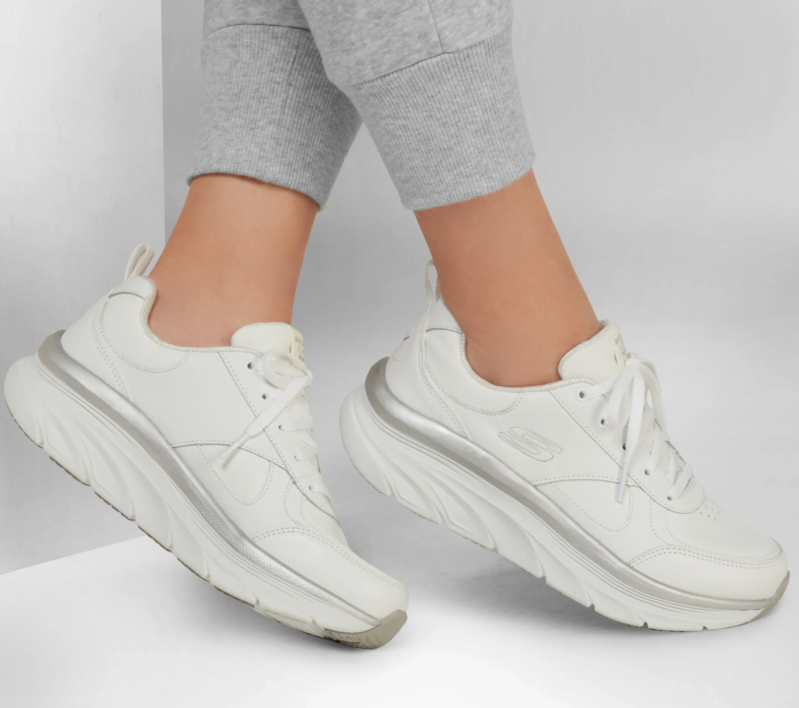 SKECHERS Relaxed Fit: D'Lux Walker - Timeless Path>Mujer Con Cordones|Zapatillas De Deporte