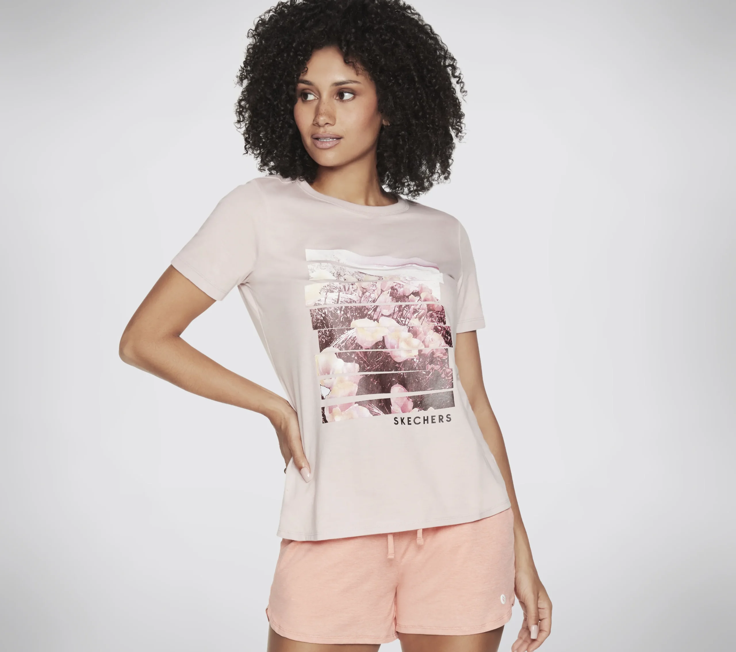 SKECHERS Dreamy Escape Tee>Mujer Tops Y Partes De Arriba|Tops Y Partes De Arriba